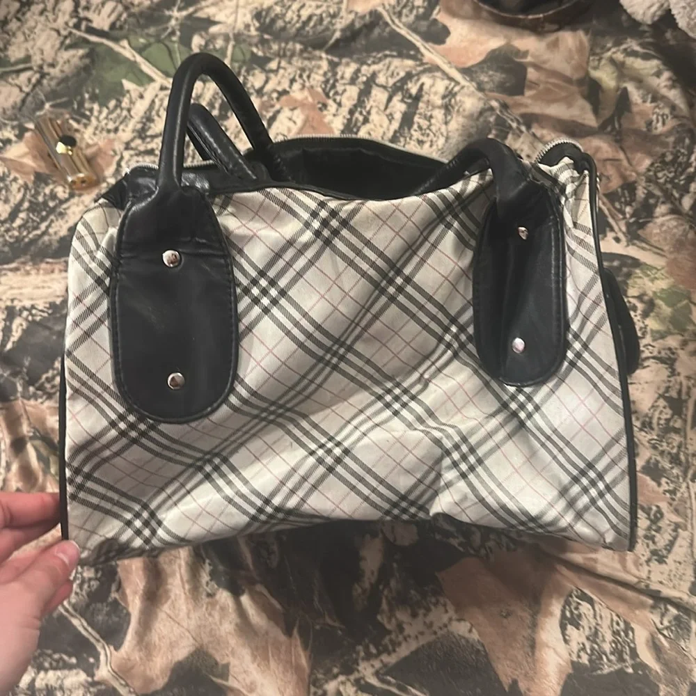 Purse - Picture 3 of 6